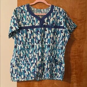 Patterned Blue and White Women's Top